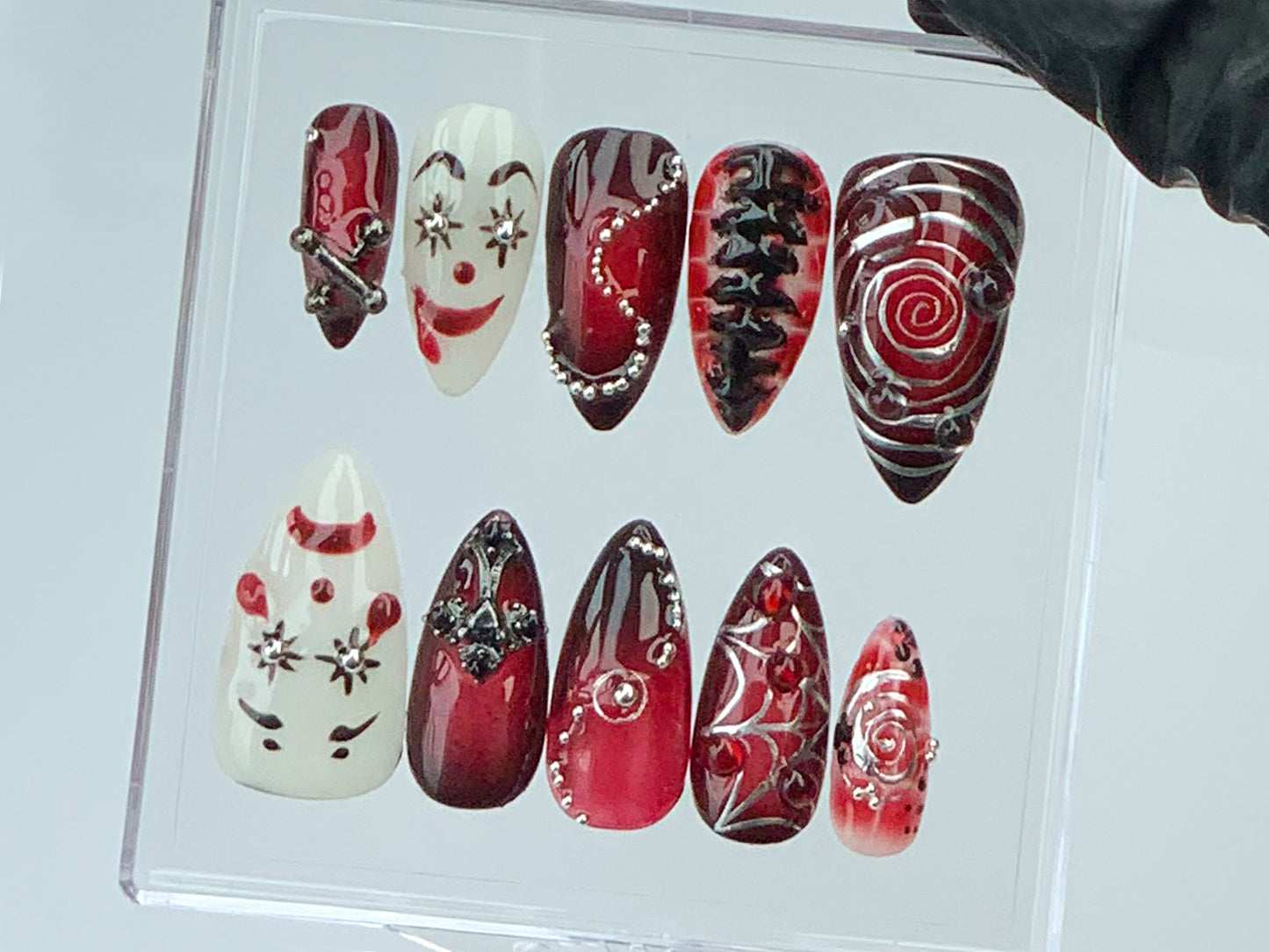 Red Gothic Clown Press-On Nails | Horror Clown Acrylic Nails | Spooky Y2K Halloween Nail Art | 3D Gothic Fake Nails | Unique Design | HD587Y