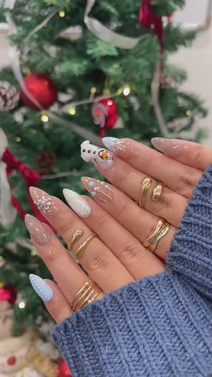 Frosty Snowman Winter Press On Nails | 3D Snowman Christmas Nail Art | 3D Snowman Accent | Crystal Nude Winter Nails | HB1214EC