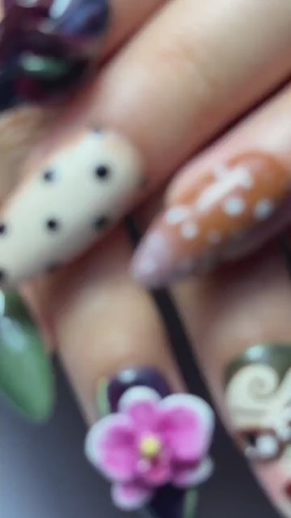 Vintage Doll Face Press On Nails | Abstract Portrait Nail Art | 3D Orchid Nails |Indie Fashion Aesthetic Press Ons |Handmade Nails | OB382HK
