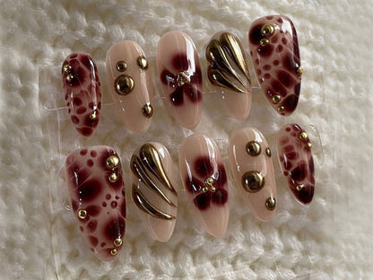 Golden Glam Leopard Press On Nails | Bold and Elegant Leopard Fake Nails | Wild Glamour Nail Art | Classy Nail Polish | Chic Nails | HD524Y